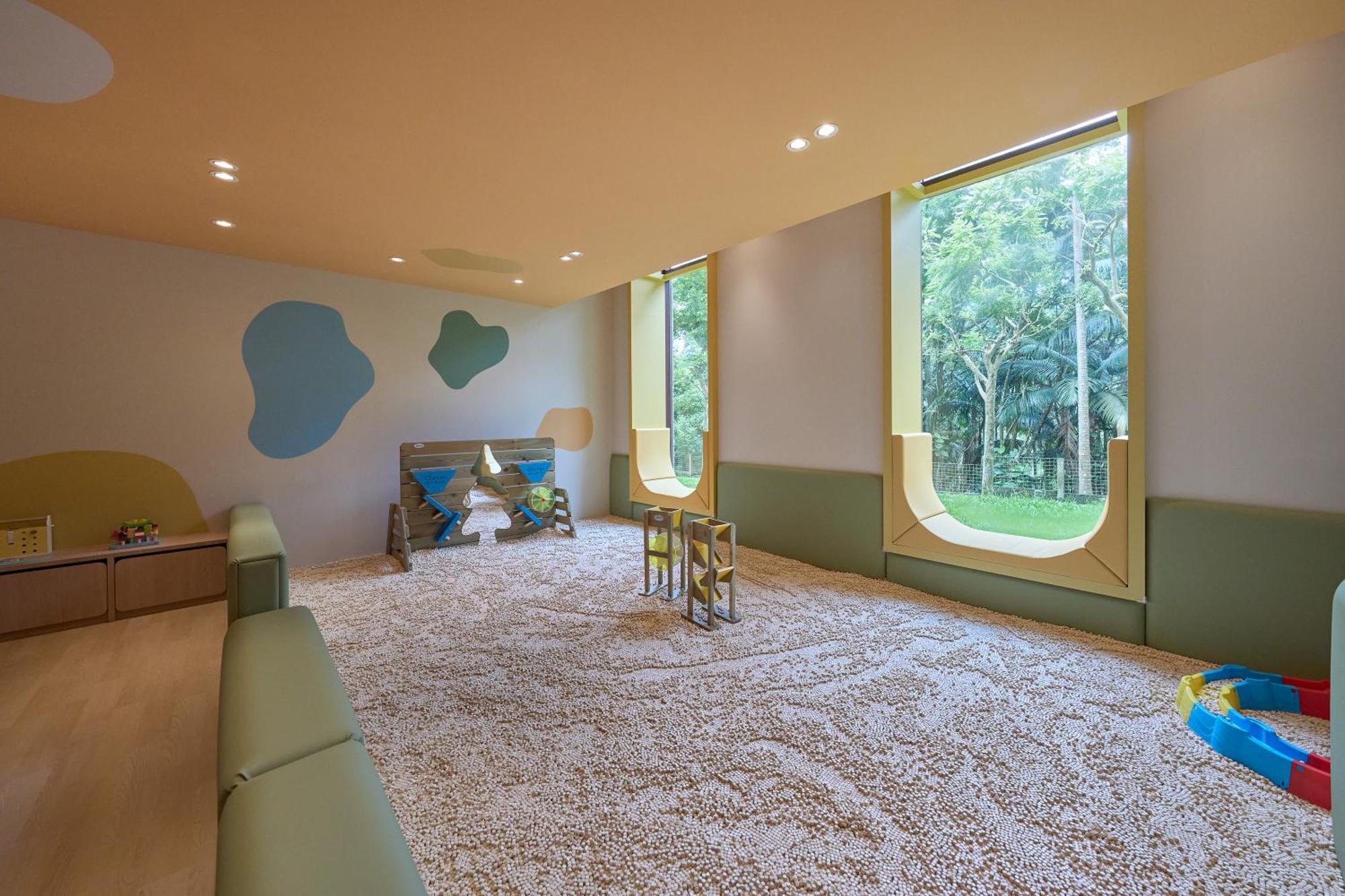 Hotel Royal Chiao Hsi Csiaohszi Kültér fotó The Children's Museum of Oakville