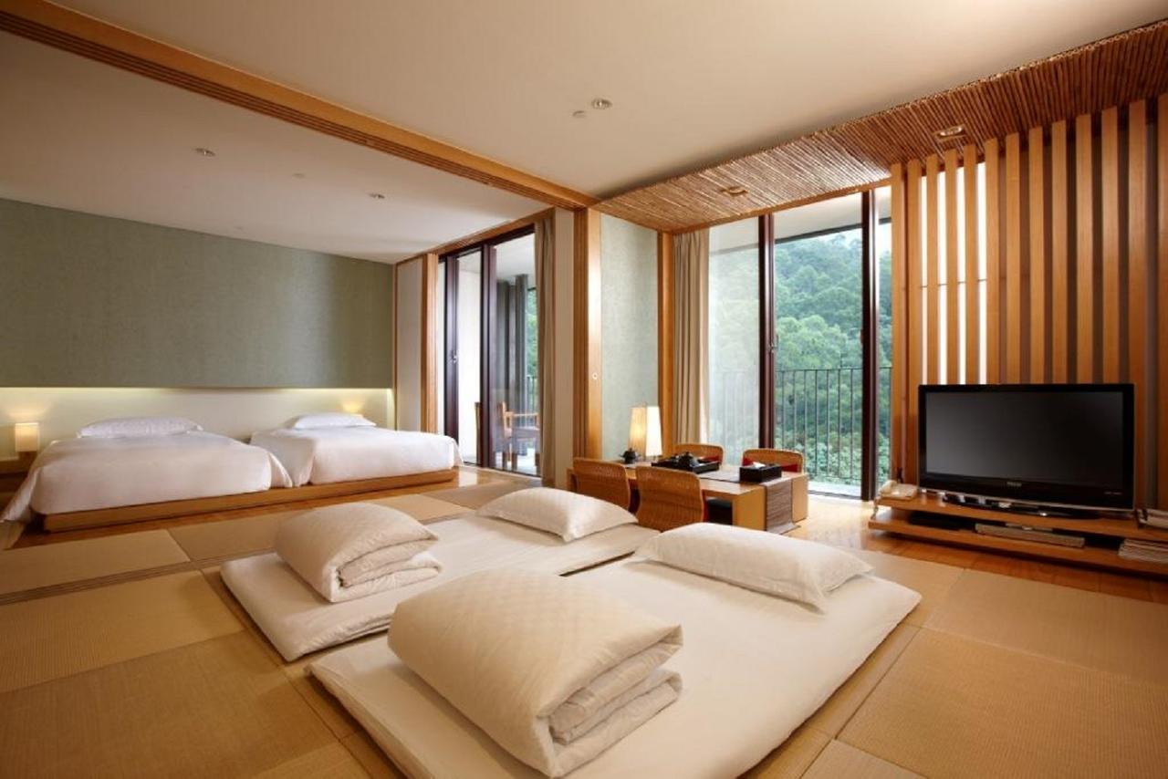 Hotel Royal Chiao Hsi Csiaohszi Kültér fotó A room at the hotel